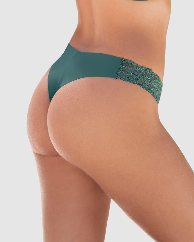 Brasilera invisible con toques de encaje en laterales