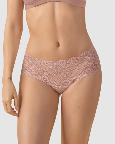 Paquete x3 panties estilo cachetero en encaje con transparencias y bordes redondeados#color_a22-rosa