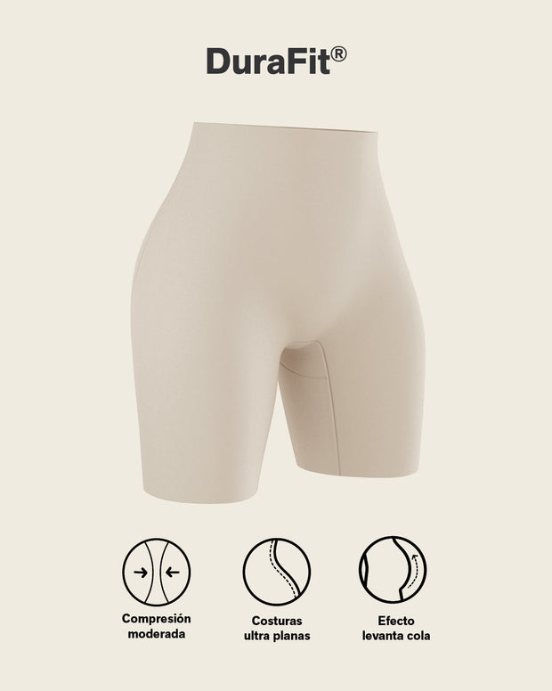 Panty short invisible de control moderado con realce de glúteos