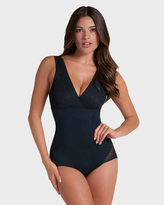 Faja tipo body con bralette incorporado con control de abdomen#color_700-negro
