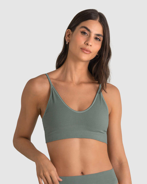 Top en tecnología seamless con textura acanalada Natural Comfort#color_198-verde-empolvado