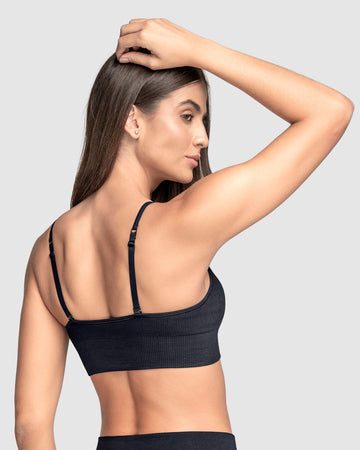 Top en tecnología seamless con textura acanalada Natural Comfort#color_700-negro