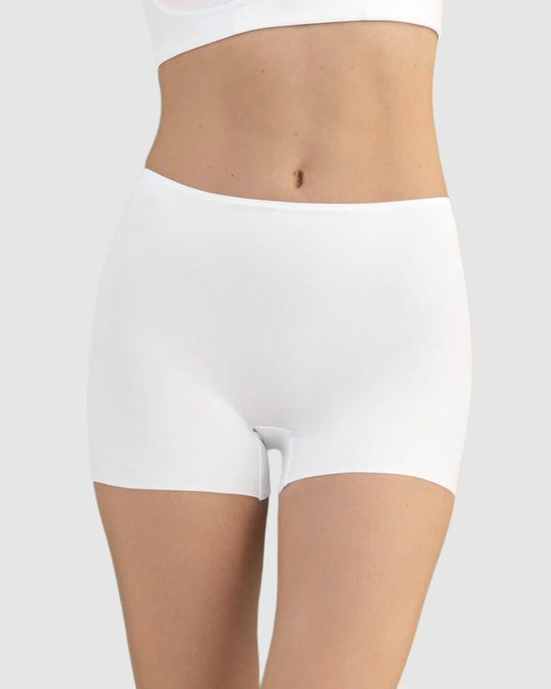 Panty tipo bóxer efecto invisible en piernas