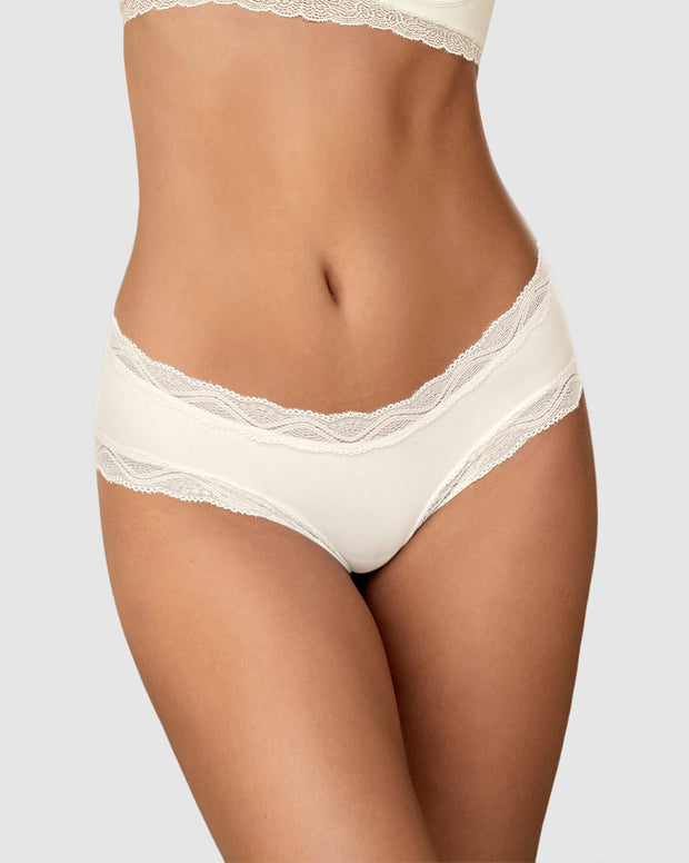 Panty hípster tiro medio en tela lisa y encaje