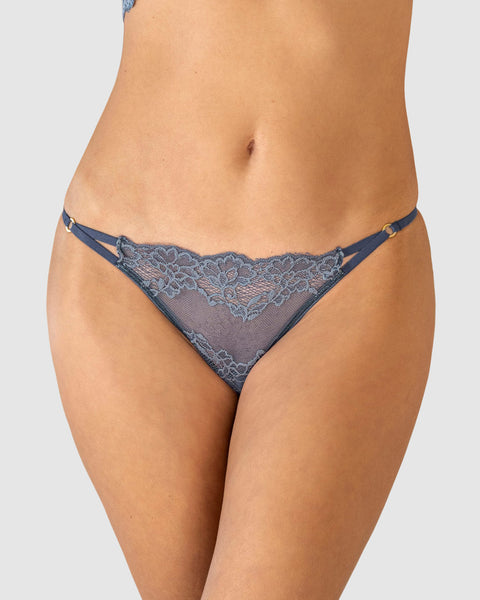 Tanga brasilera en encaje ligera y cómoda#color_554-azul-grisaceo