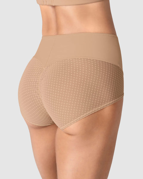 Panty clásico de control fuerte en abdomen, glúteos en tul#color_801-cafe-medio