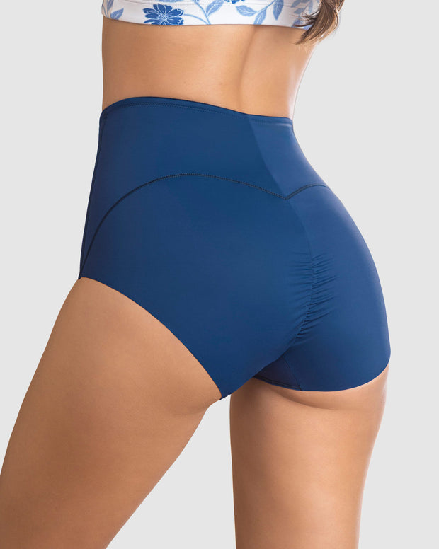 Panty clásico de control, tiro extra alto