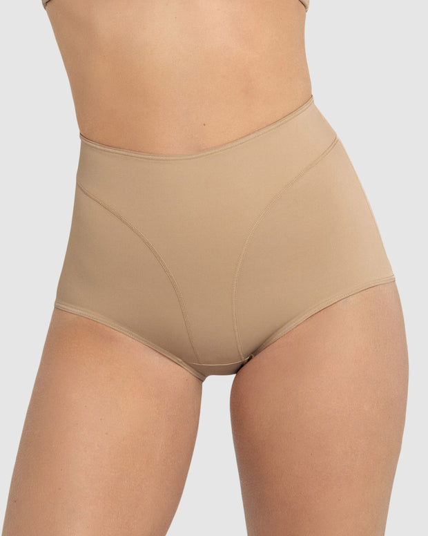 Panty clásico de control y tiro alto
