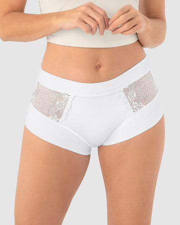 Panty clásico con detalles laterales en encaje#color_000-blanco