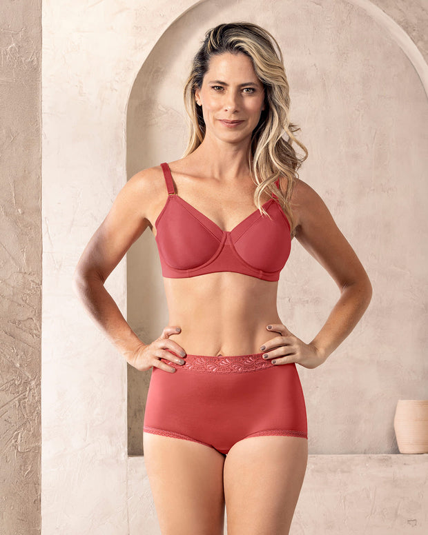 Paquete x 3 panties clásicos con toques de encaje