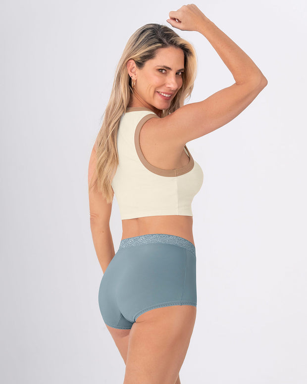 Paquete x 3 panties clásicos con toques de encaje