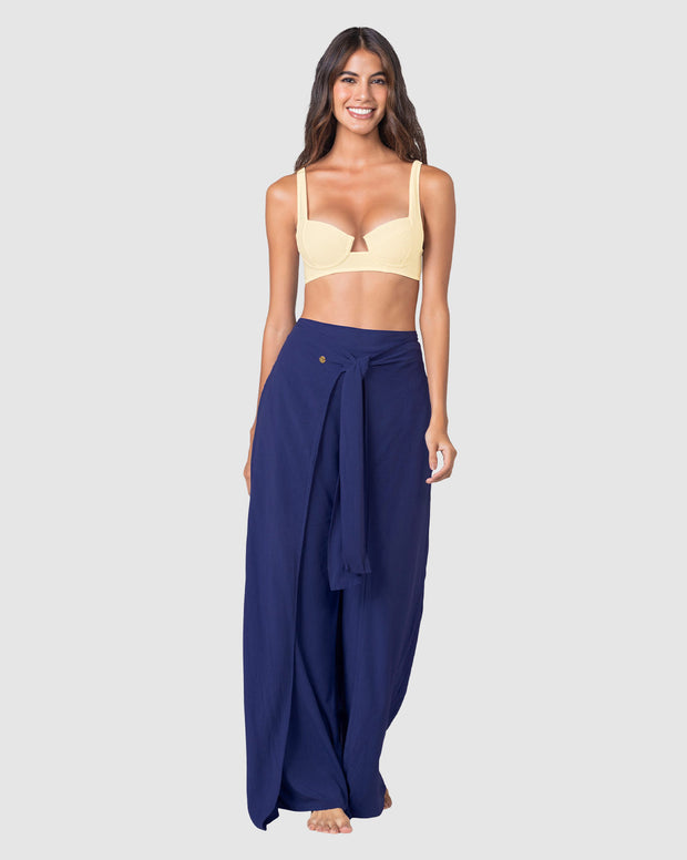 Pantalón tipo lino con tiras anudables en frente y elástico en espalda