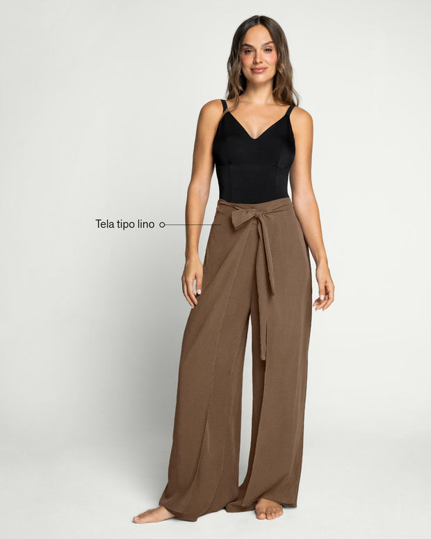 Pantalón tipo lino con tiras anudables en frente y elástico en espalda