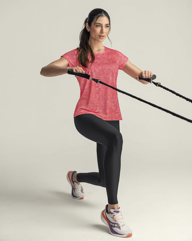 Camiseta deportiva de secado rápido y silueta semiajustada