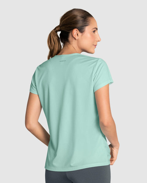 Camiseta deportiva de secado rápido y silueta semiajustada#color_475-verde-medio-claro