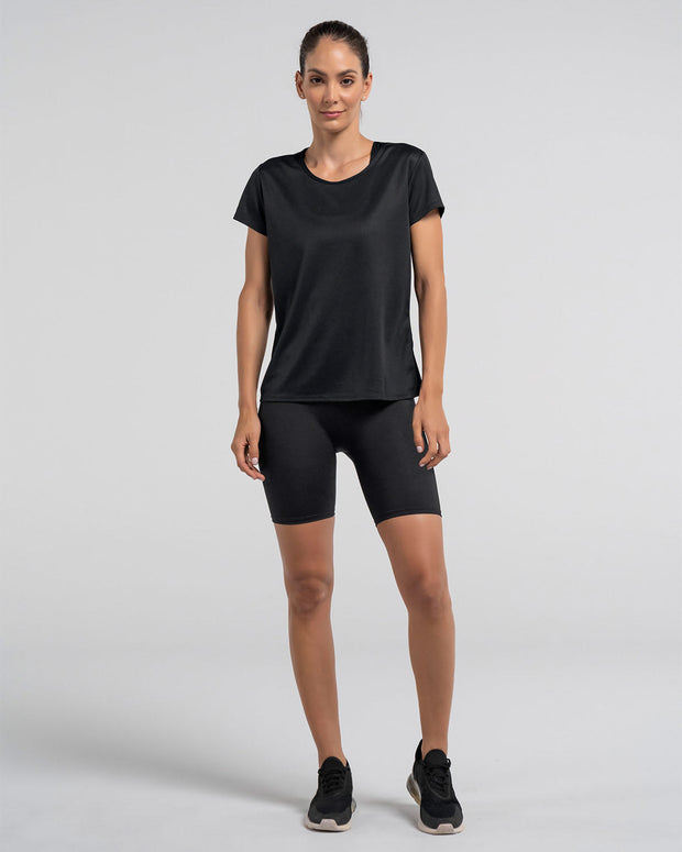 Camiseta deportiva de secado rápido y silueta semiajustada#color_700-negro