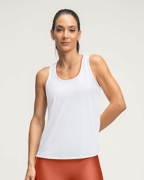 Camiseta deportiva de secado rápido y silueta semiajustada para mujer#color_000-blanco