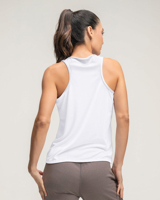 Camiseta deportiva de secado rápido y silueta semiajustada para mujer