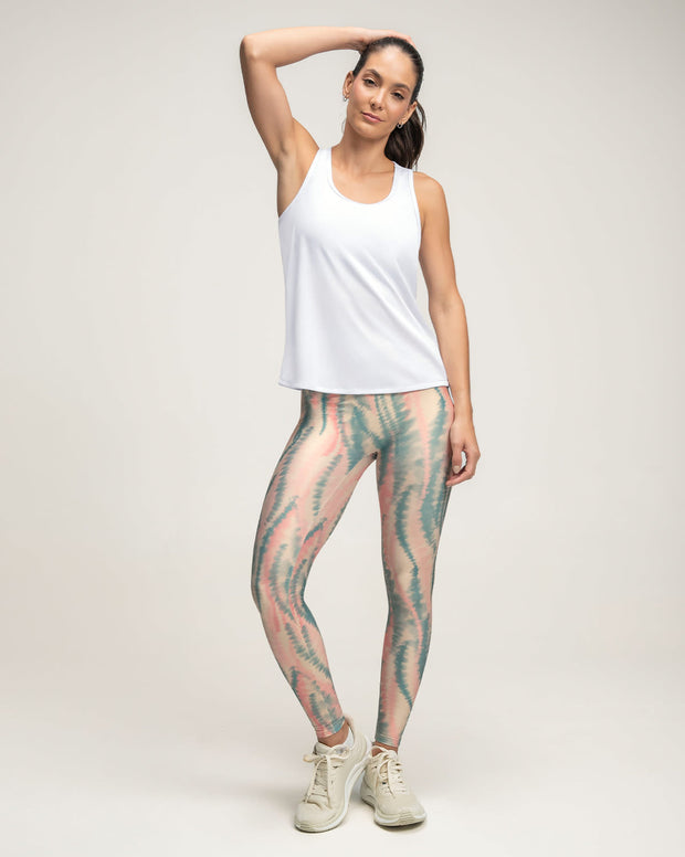 Camiseta deportiva de secado rápido y silueta semiajustada para mujer