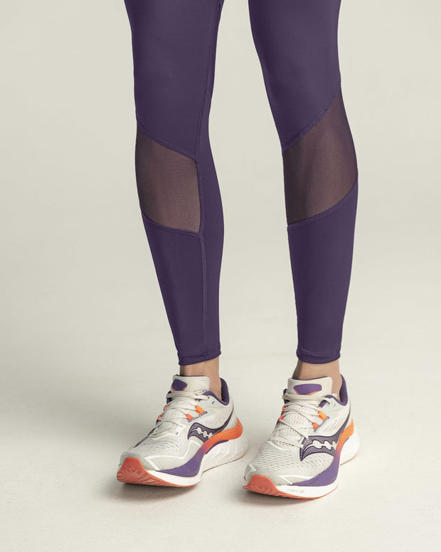 Legging de control con mallas transpirables en piernas