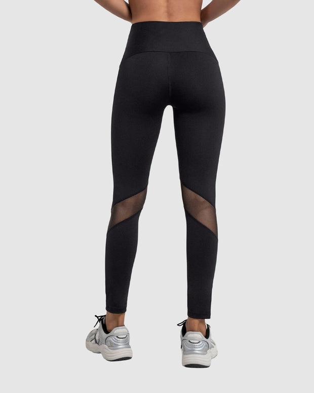 Legging de control con transparencias y tecnología copper