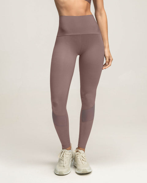 Legging de control con mallas transpirables en piernas#color_868-cafe-medio