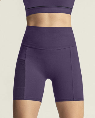 Short ciclista con bolsillo lateral y control de abdomen#color_450-morado