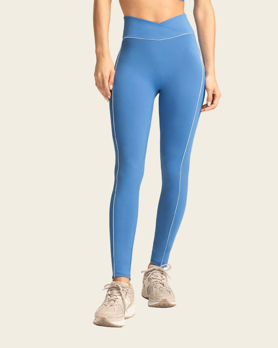 Legging deportivo con pretina en V#color_052-azul-medios