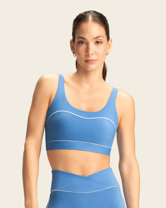 Top deportivo con cargaderas dobles#color_052-azul-medios