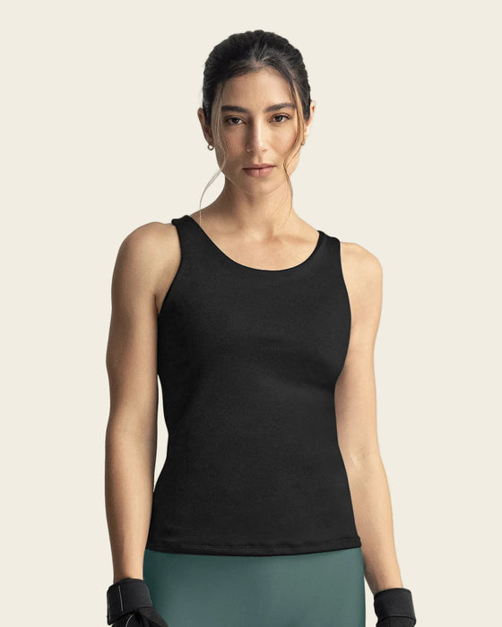 Camiseta deportiva con top interno de buen ajuste#color_700-negro
