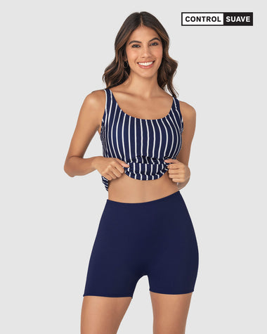 Vestido de baño con camiseta y short elaborado con botellas PET#color_065-estampado-rayas-azul