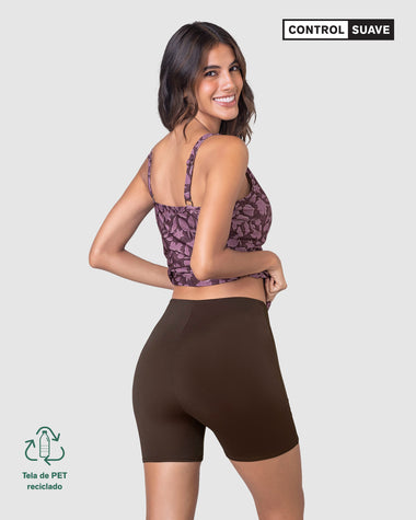 Vestido de baño con camiseta y short elaborado con botellas PET#color_447-estampado-flores-uva