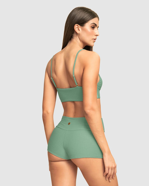 Bikini deportivo con short de buen cubrimiento#color_623-verde-medio