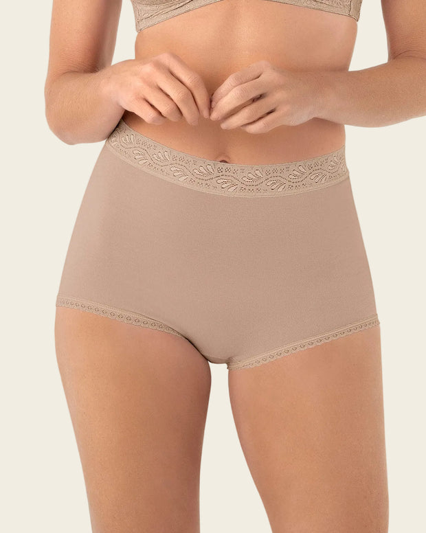 Paquete x 3 confortables panties clásicos de ajuste y cubrimiento total