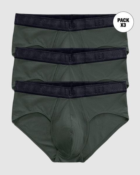 Paquete x 3 bóxers brief de alta transpiración en microfibra ideales para uso diario#color_715-fondo-gris-claro