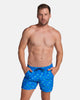 Pantaloneta de baño con malla interna y cintura ajustable#color_b01-estampado-tortugas