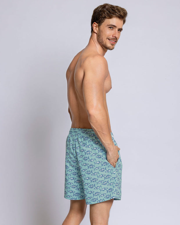 Pantaloneta de baño masculina con práctico bolsillo al lado derecho