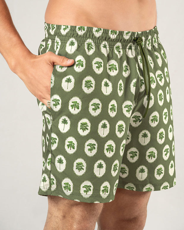 Pantaloneta de baño masculina con práctico bolsillo al lado derecho