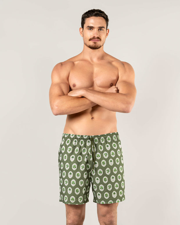 Pantaloneta de baño masculina con práctico bolsillo al lado derecho
