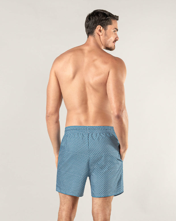 Pantaloneta de baño masculina con práctico bolsillo al lado derecho