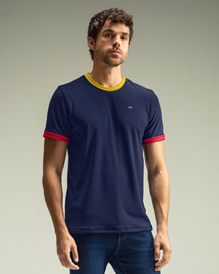 Camiseta deportiva masculina con tecnología de secado rápido#color_509-azul-oscuro