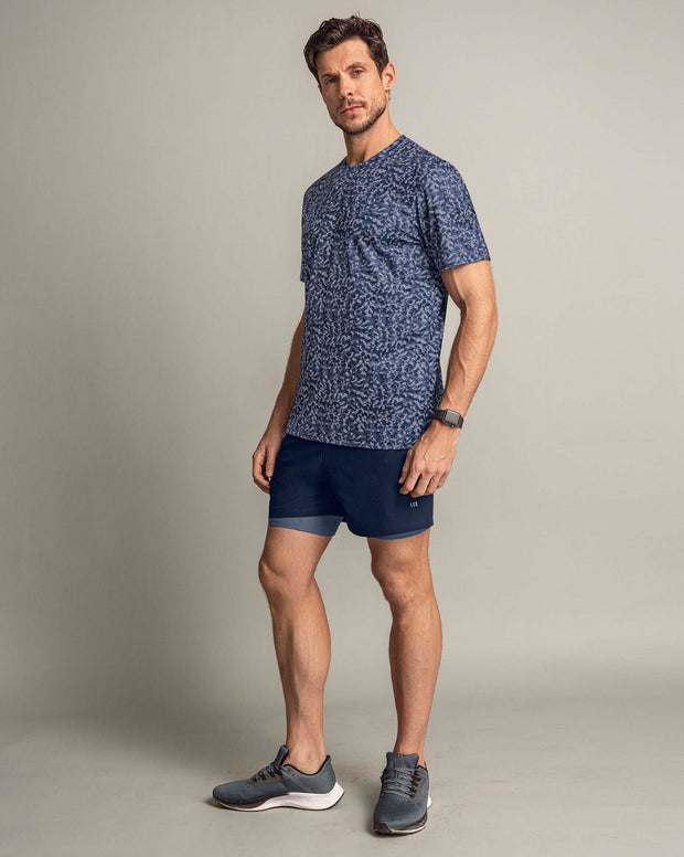 Camiseta deportiva masculina con tecnología de secado rápido