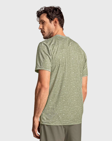 Camiseta deportiva masculina con tecnología de secado rápido#color_a78-estampado-verde