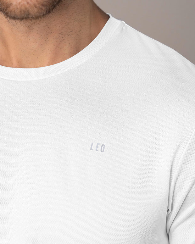 Camiseta deportiva masculina semiajustada de secado rápido
