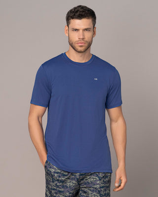 Camiseta deportiva masculina semiajustada de secado rápido#color_522-azul