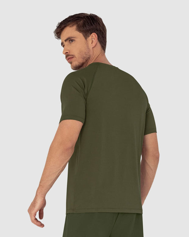 Camiseta deportiva con tela texturizada que permite el paso del aire#color_604-verde