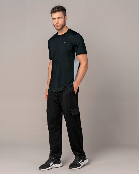 Camiseta deportiva de tacto suave con mallas transpirables laterales#color_700-negro