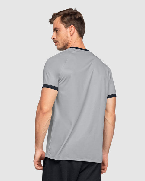 Camiseta deportiva masculina en material transpirable con cuello en V#color_731-gris