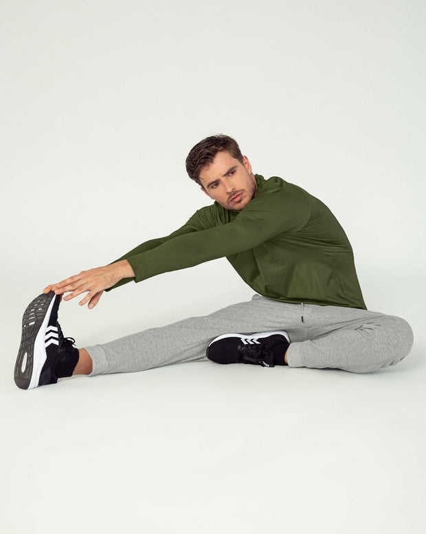 Jogger deportivo estilo sudadera con bolsillos laterales funcionales