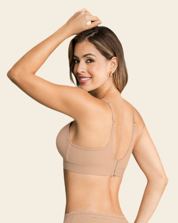 Brasier tipo top ultraliviano con copas internas fijas